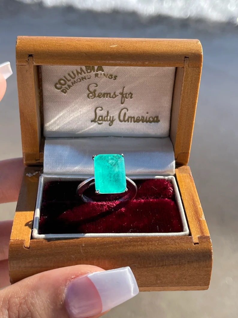 Glowing Genuine Colombian Emerald