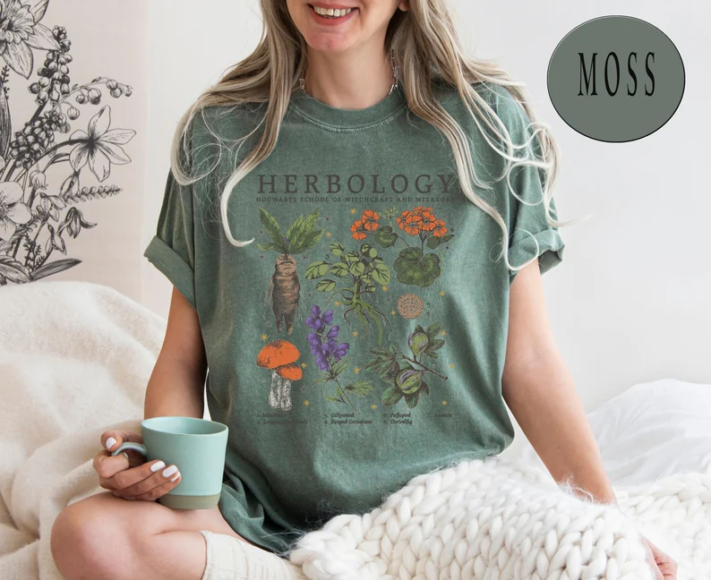 Herbology Comfort Tshirt - Image 5